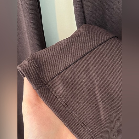 Aritzia Wilfred Mid Rise Kick Flare Candace Pants Stretchy Ribbed Mocha Brown - Picture 12 of 16